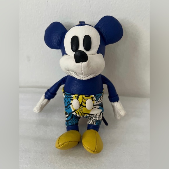 NEW Coach Disney Mickey Mouse Limited Edition Keith Haring Collectible Bag Charm - Picture 3 of 7